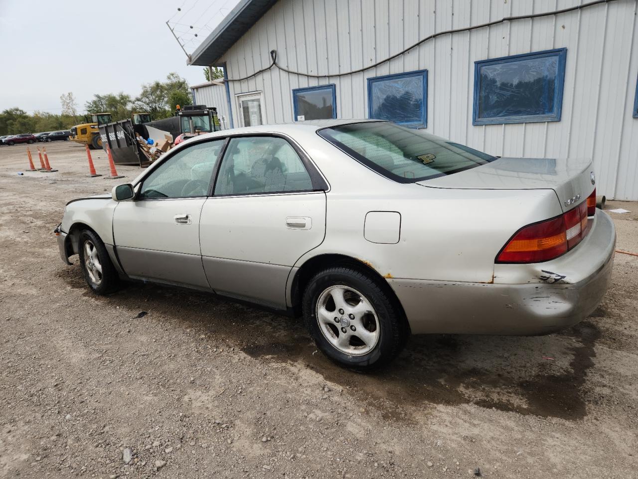 Lexus Es 300 Image 2