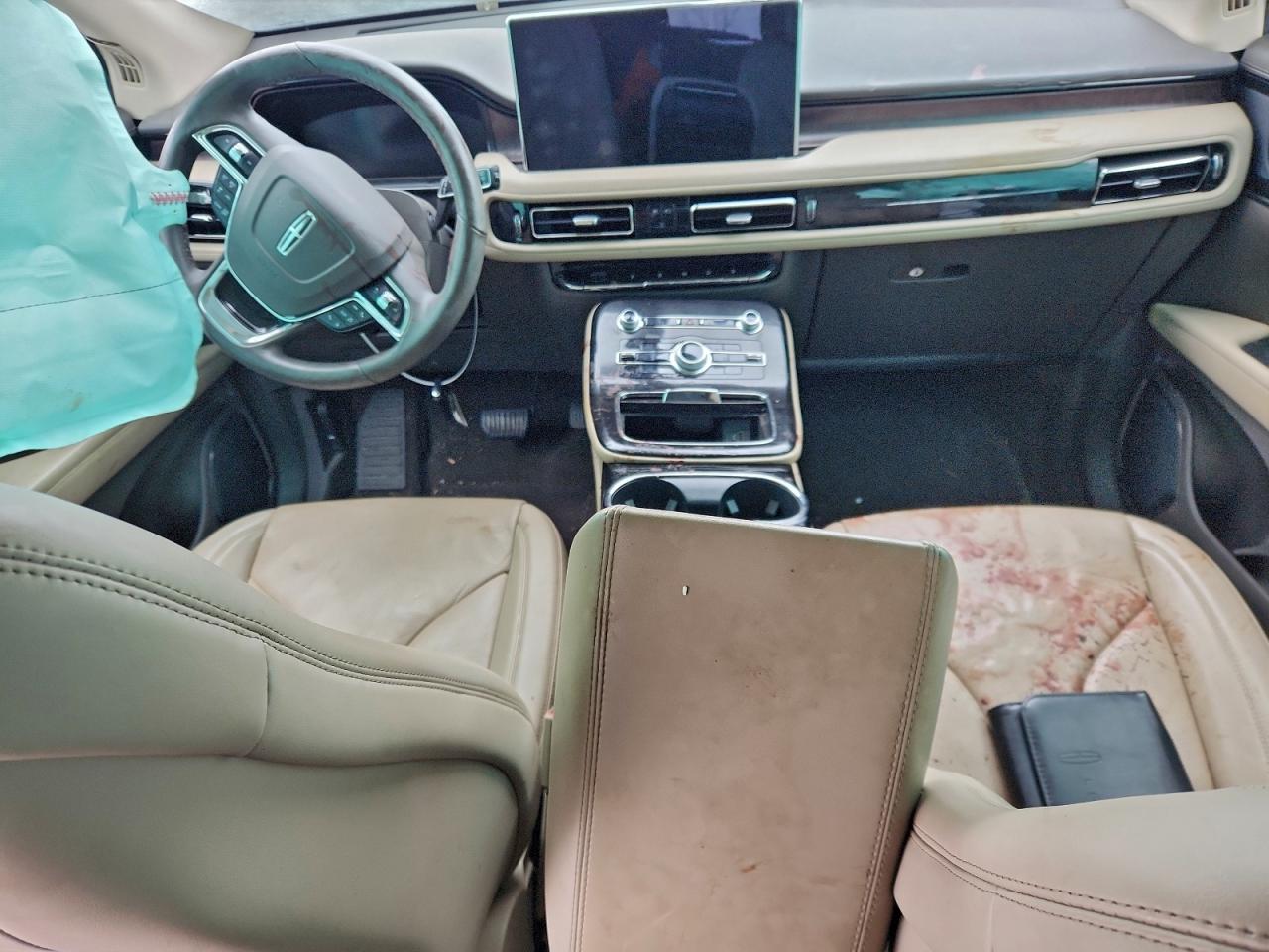 Lincoln Nautilus Reserve Image 7