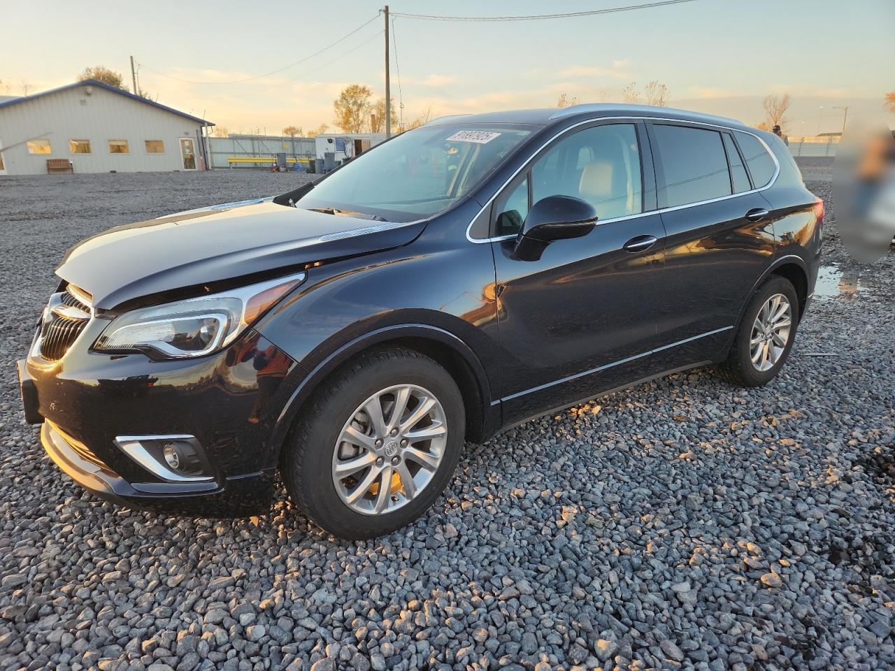 Buick Envision Essence Image 1