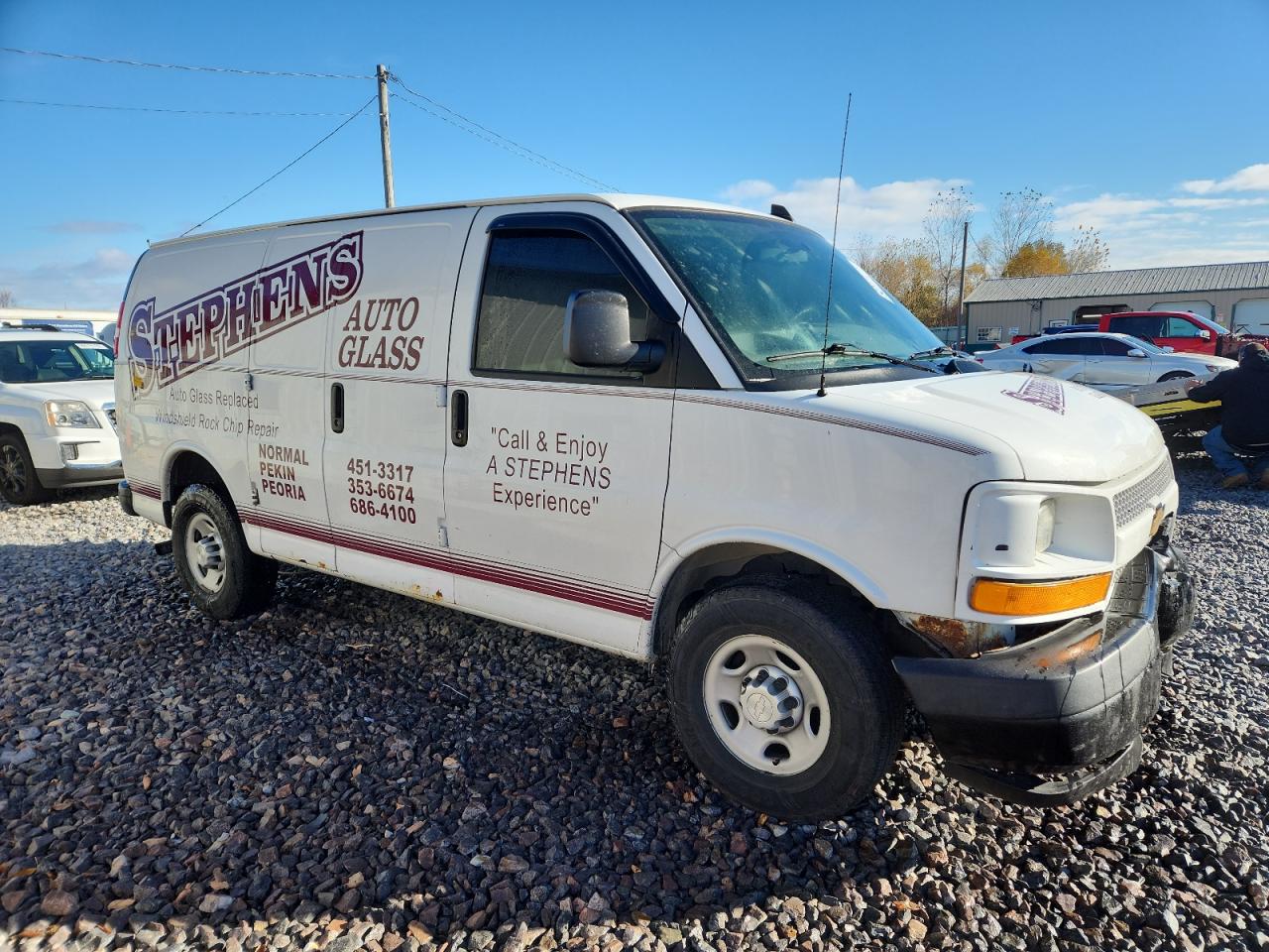 Chev Express Image 12