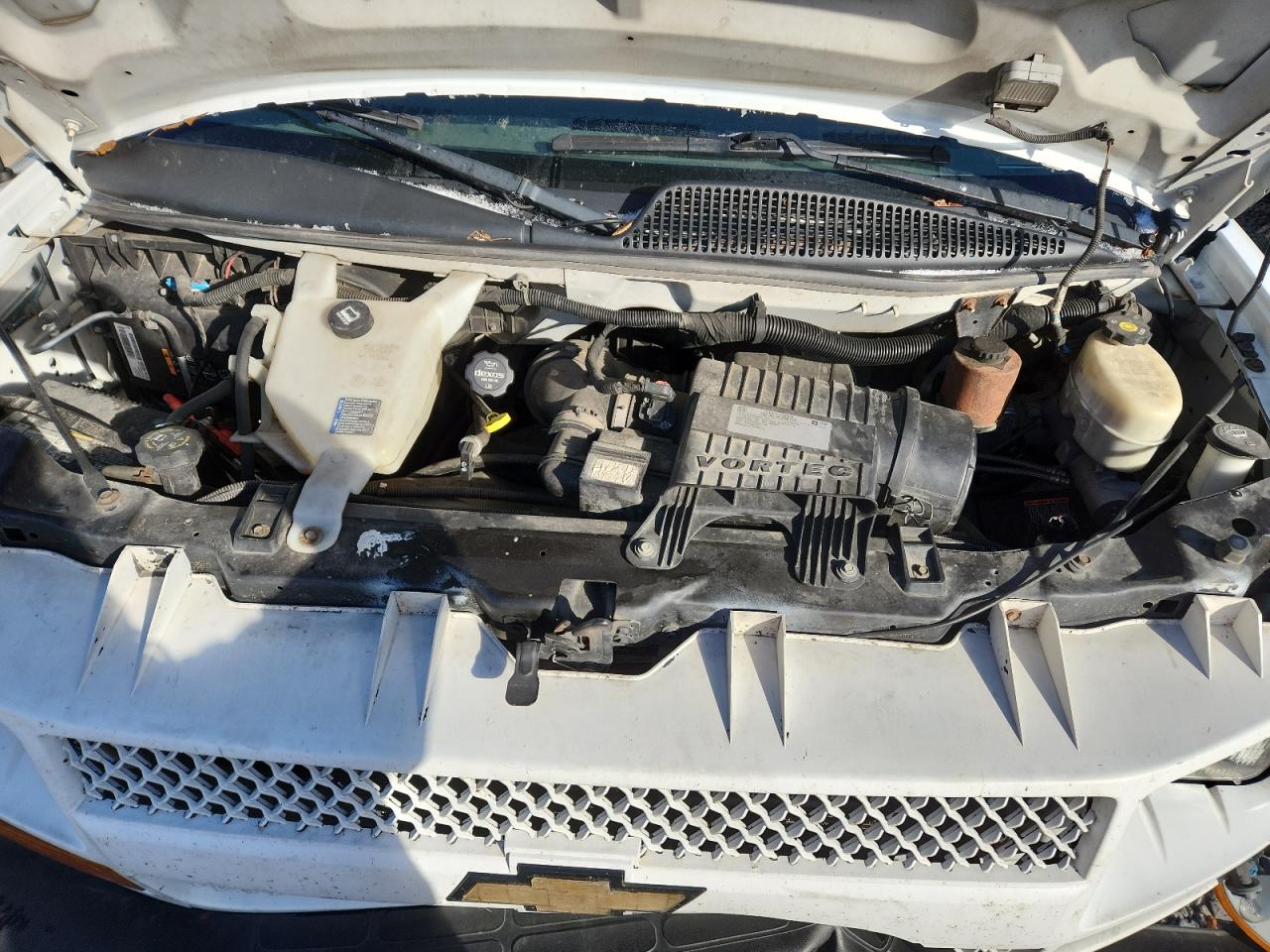 Chev Express Image 6