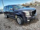 GMC Yukon Denali Image 4