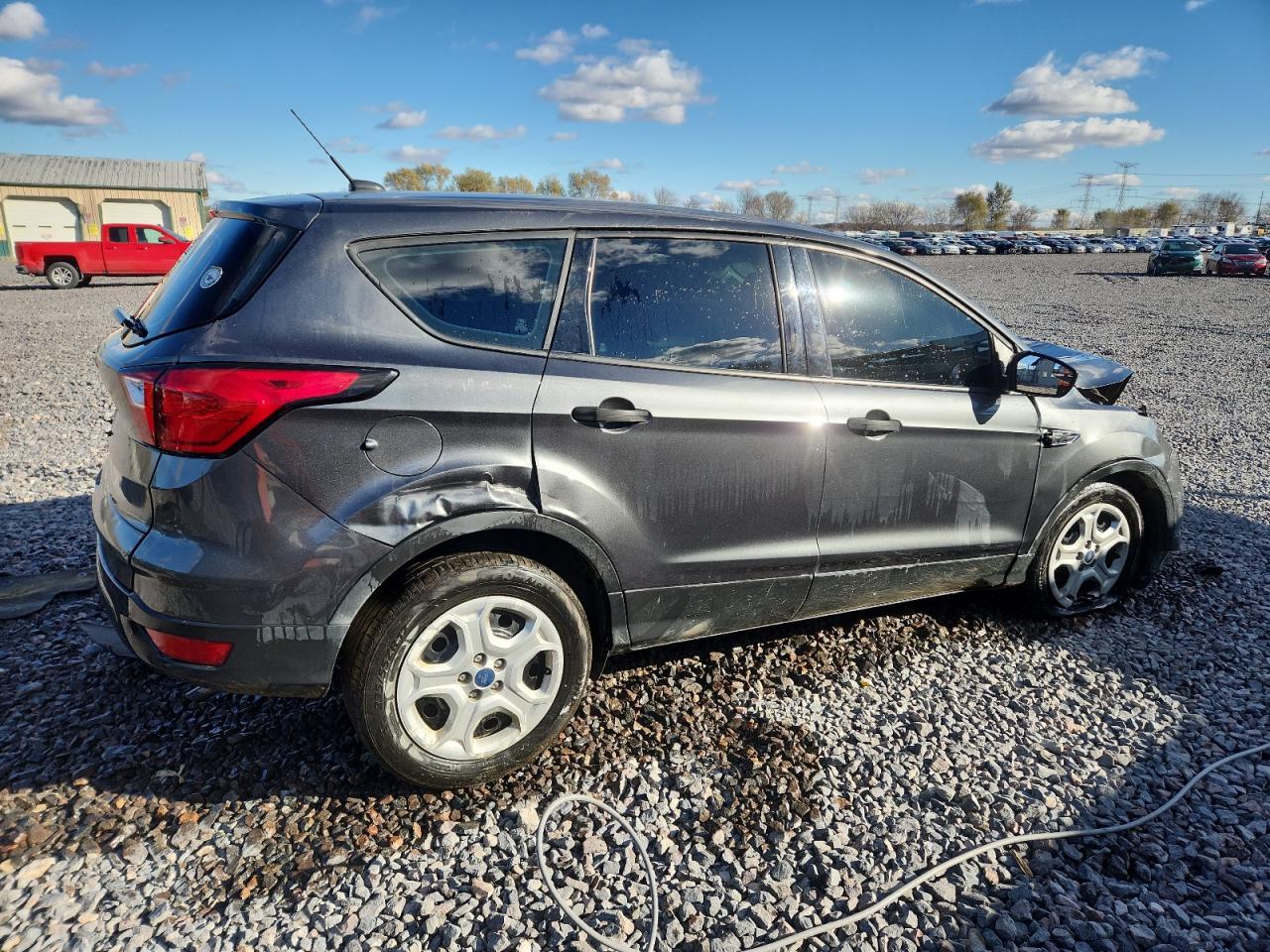 Ford Escape S Image 7