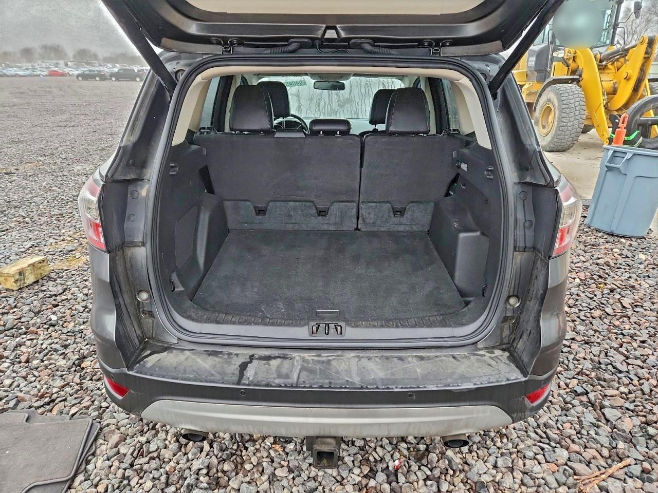 Ford Escape Titanium Image 10