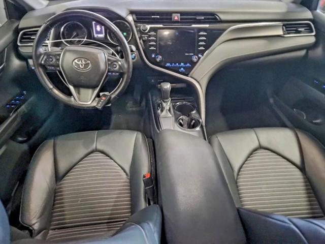 Toyota Camry L Image 6