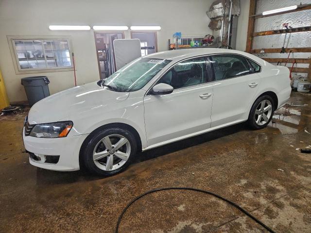  Salvage Volkswagen Passat