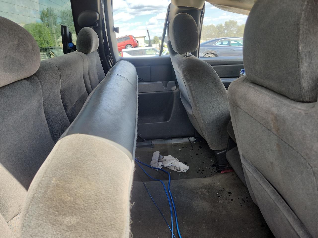 Chevrolet Silverado K2500 Heavy Duty Image 8