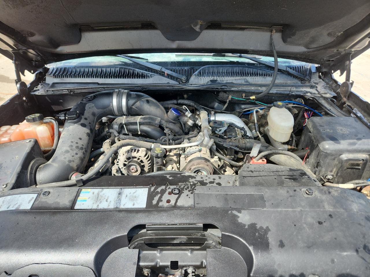 Chevrolet Silverado K2500 Heavy Duty Image 10