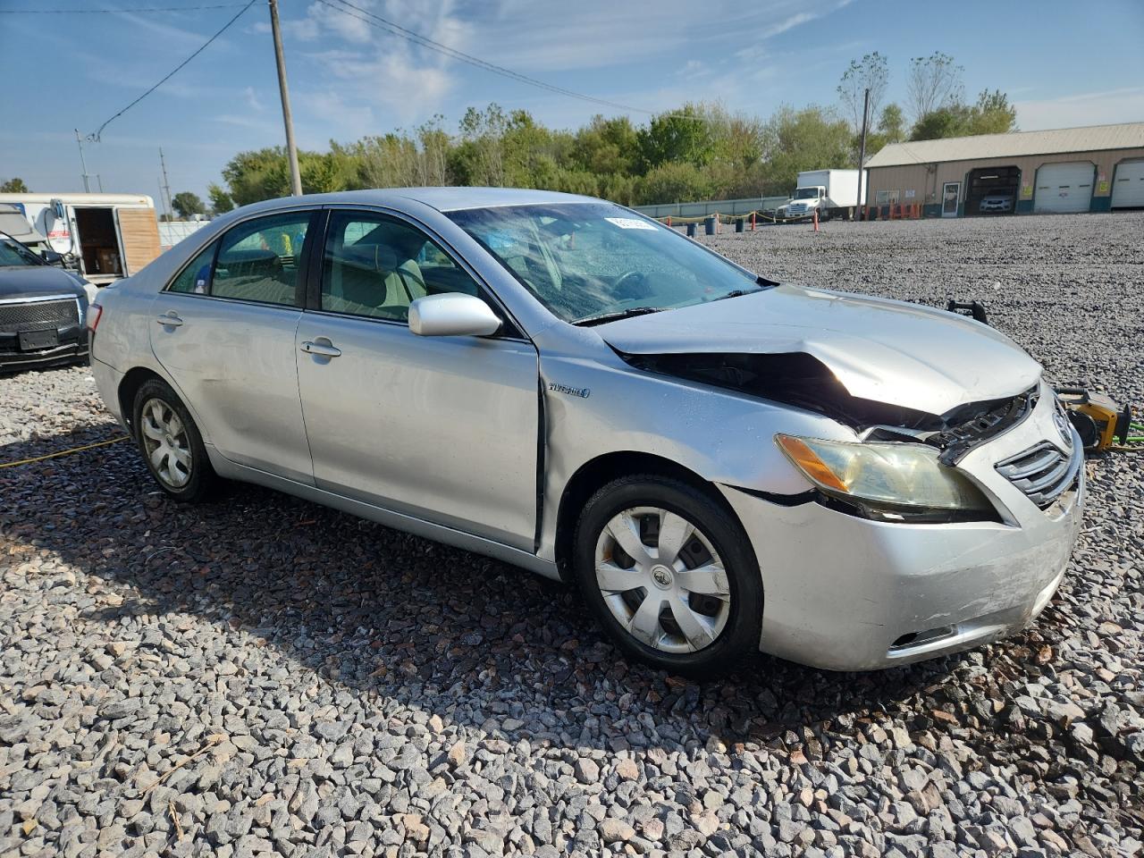 Toyota Camry Hybrid Image 12