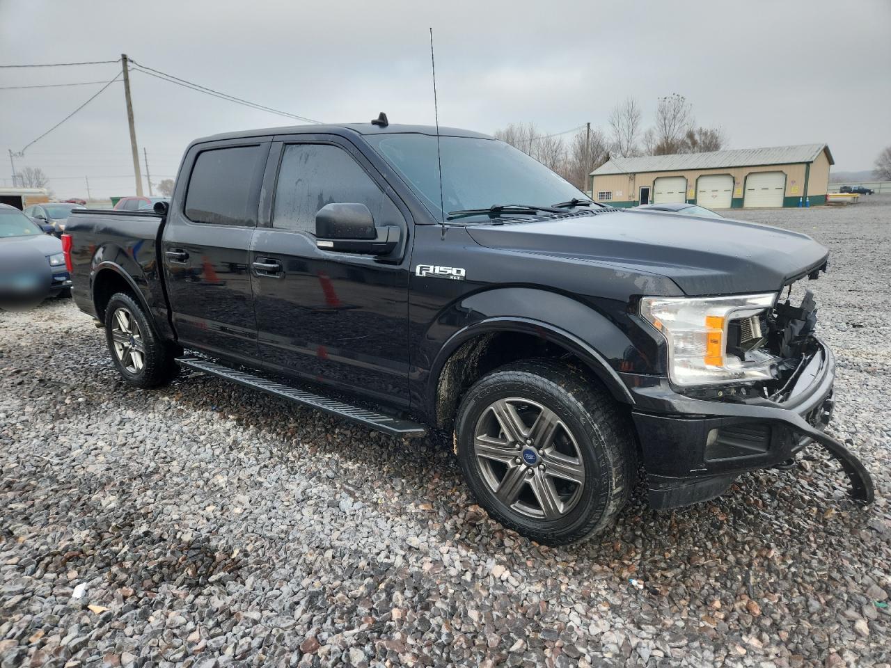 Ford F-150 Supercrew Image 9