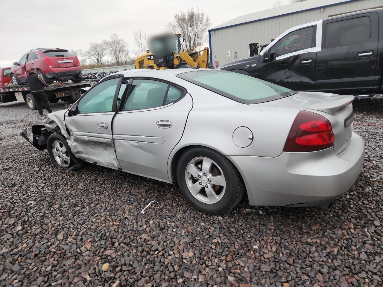 Pontiac Grandprix Image 2