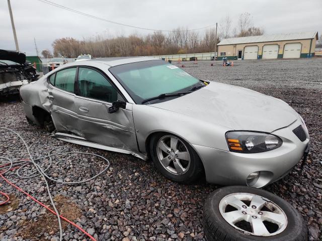 Pontiac Grandprix Image 8