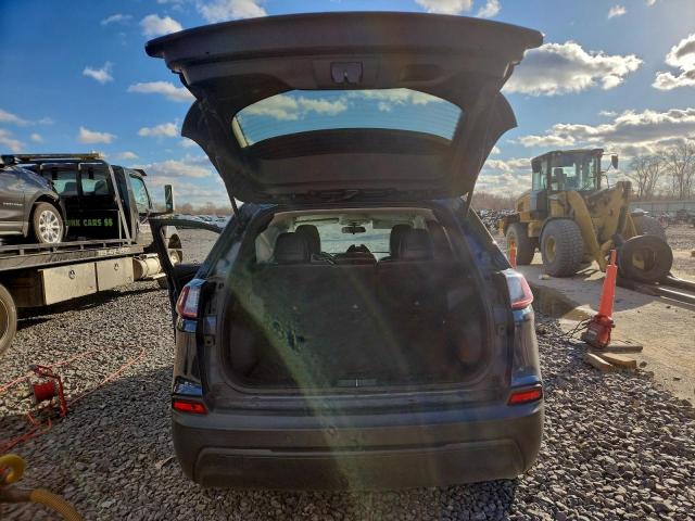 Jeep Grand Cherokee Latitude Plus Image 13