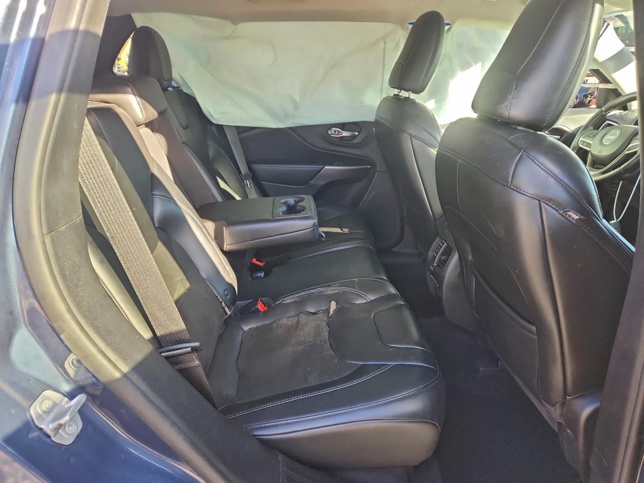 Jeep Grand Cherokee Latitude Plus Image 11