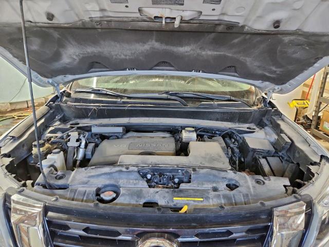 Nissan Pathfinder S Image 9