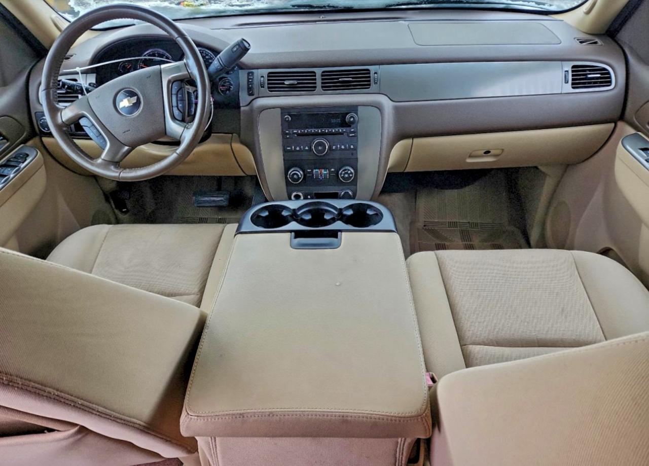 Chevrolet Tahoe C1500 Ls Image 7