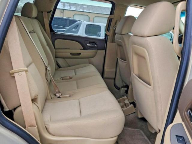 Chevrolet Tahoe C1500 Ls Image 4