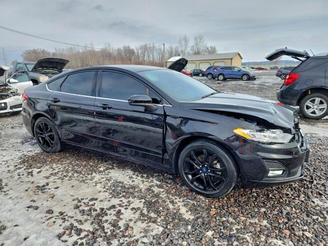 Ford Fusion Se Image 11