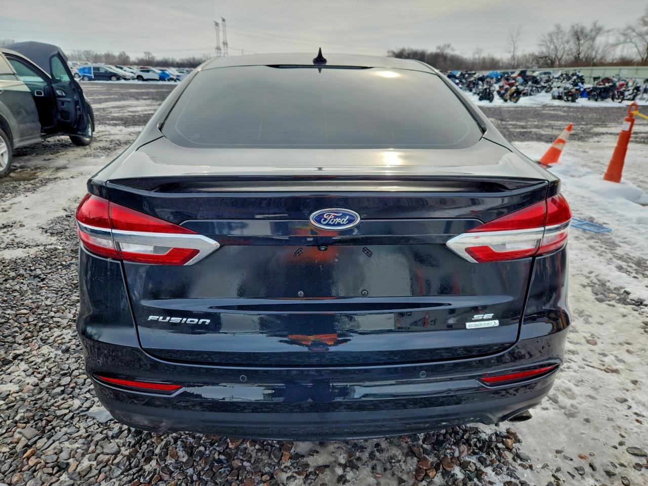 Ford Fusion Se Image 10