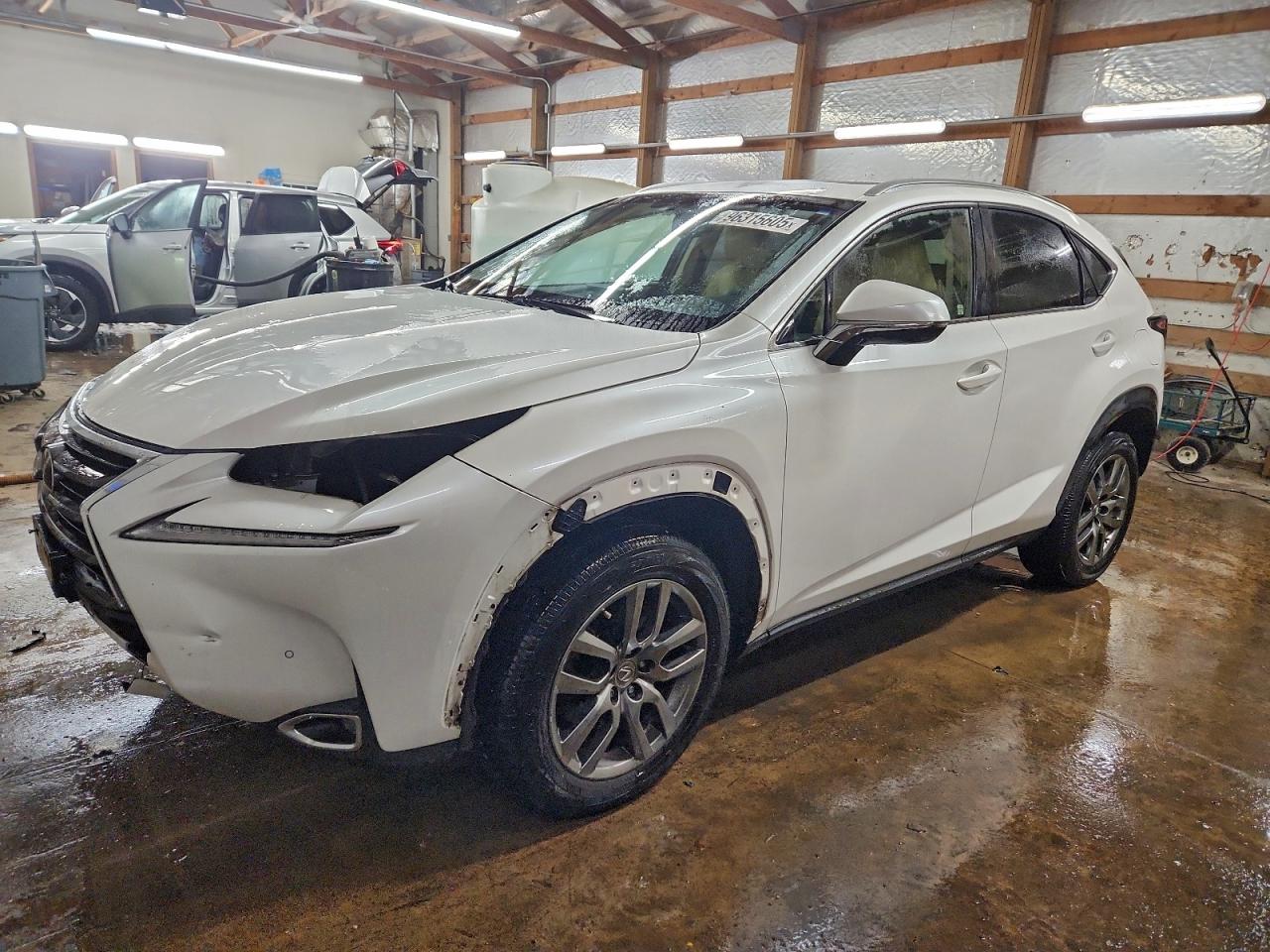 Lexus NX 200t Base Image 1