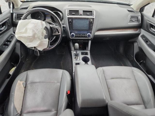 Subaru Outback 2.5i Limited Image 11