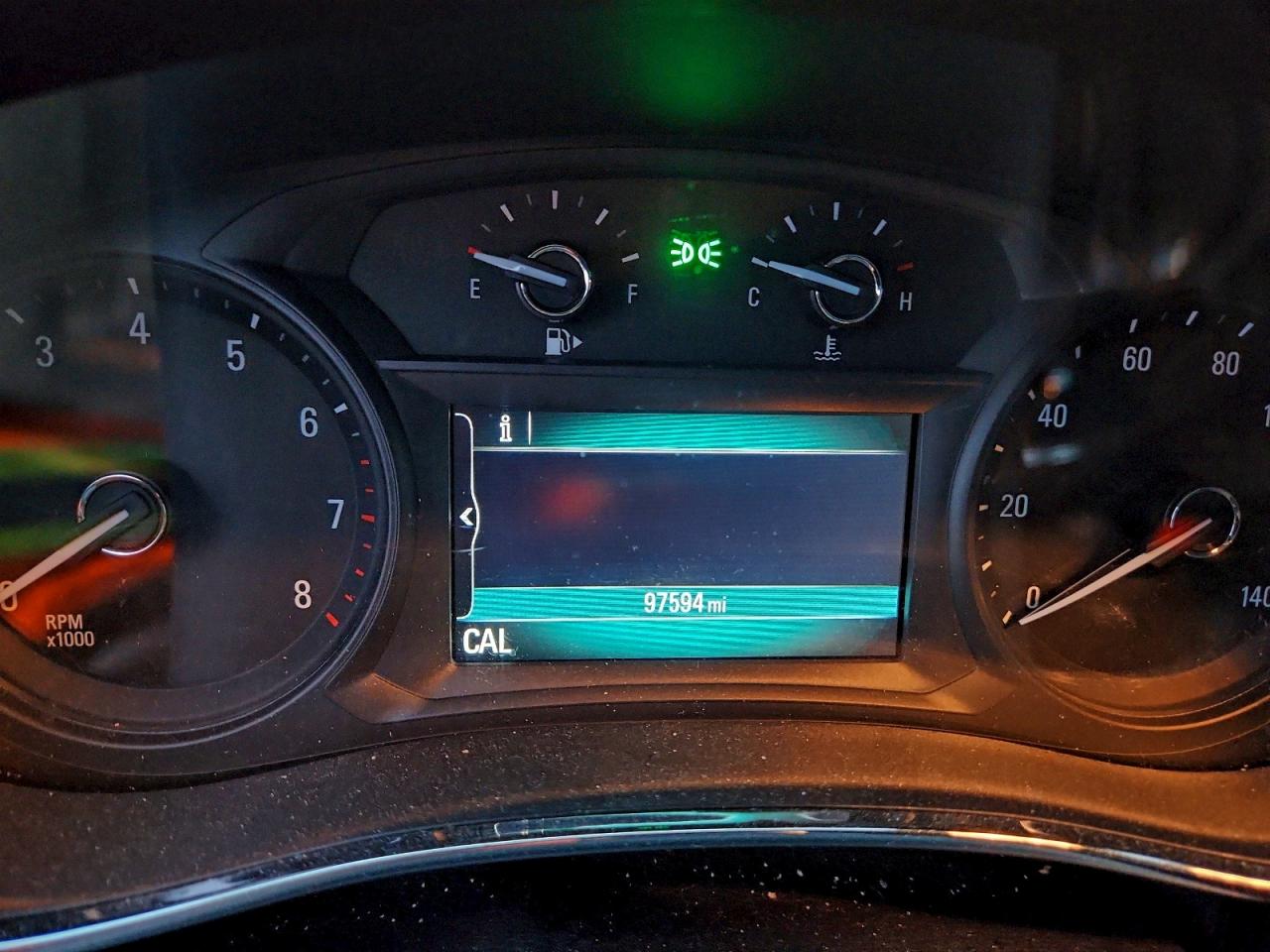 Buick Encore Essence Image 12