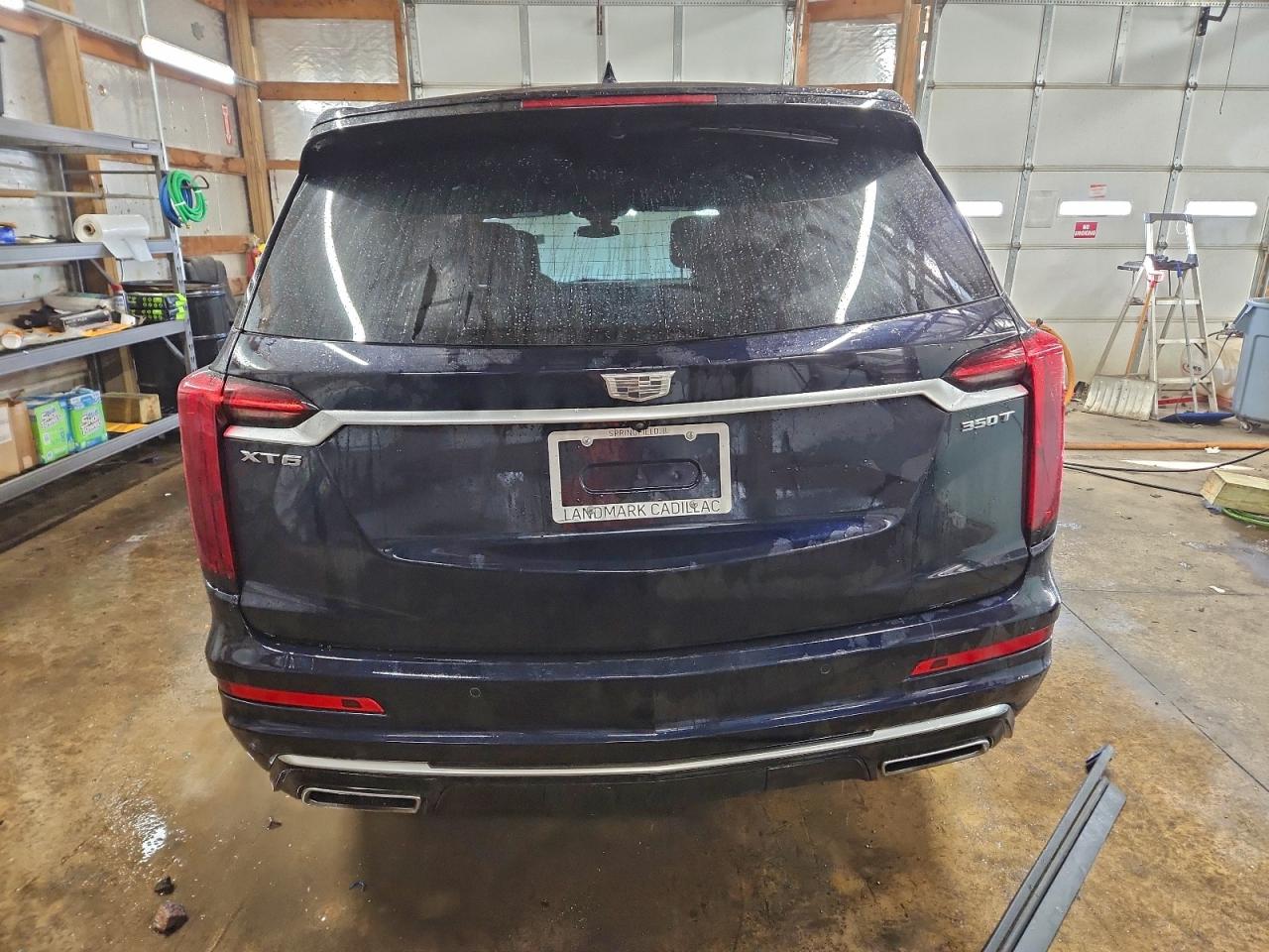 Cadillac XT6 Luxury Image 11