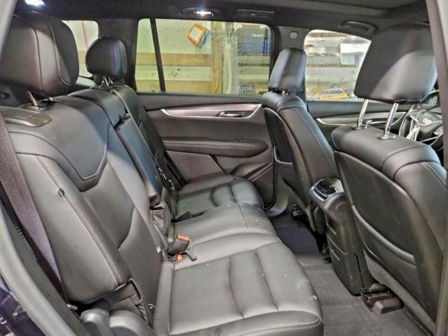 Cadillac XT6 Luxury Image 14