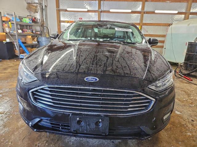 Ford Fusion Se Image 11