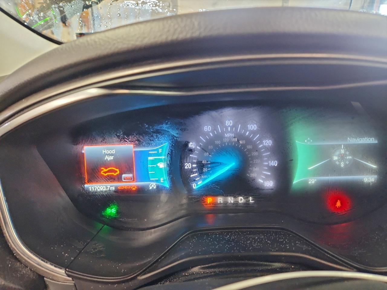 Ford Fusion Se Image 4