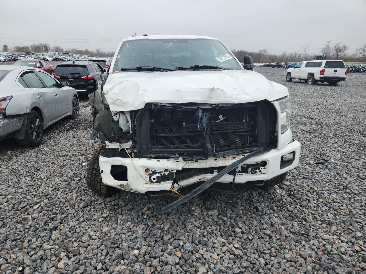 Ford F-150 Supercrew Image 5