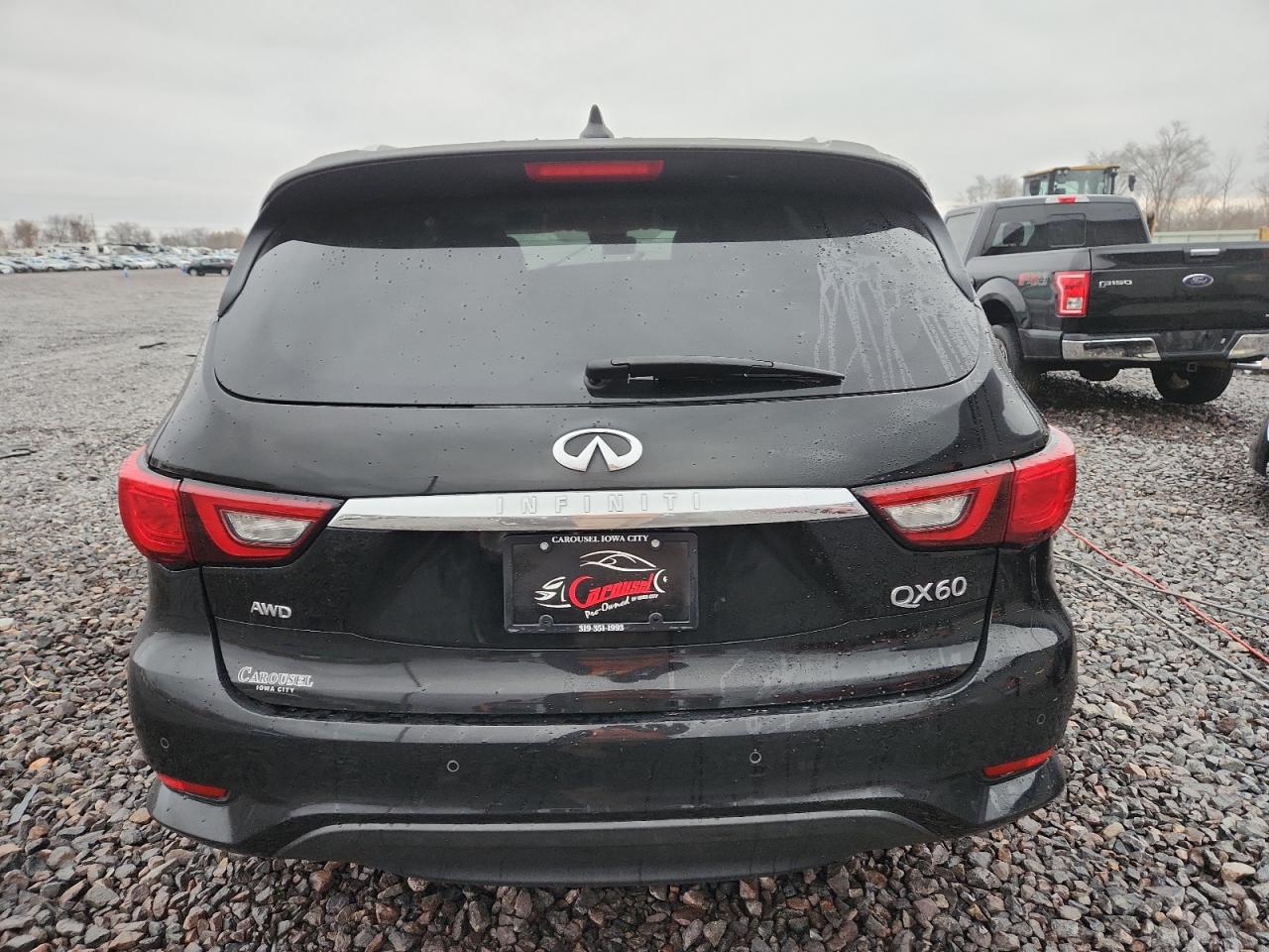 INFINITI Qx Luxe Image 10