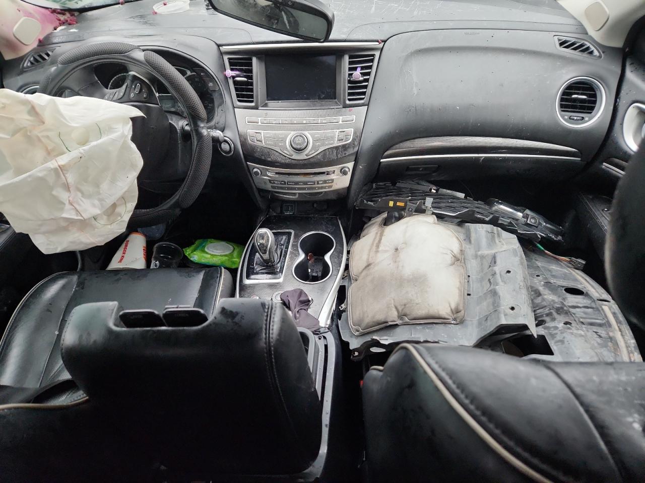 INFINITI Qx Luxe Image 8