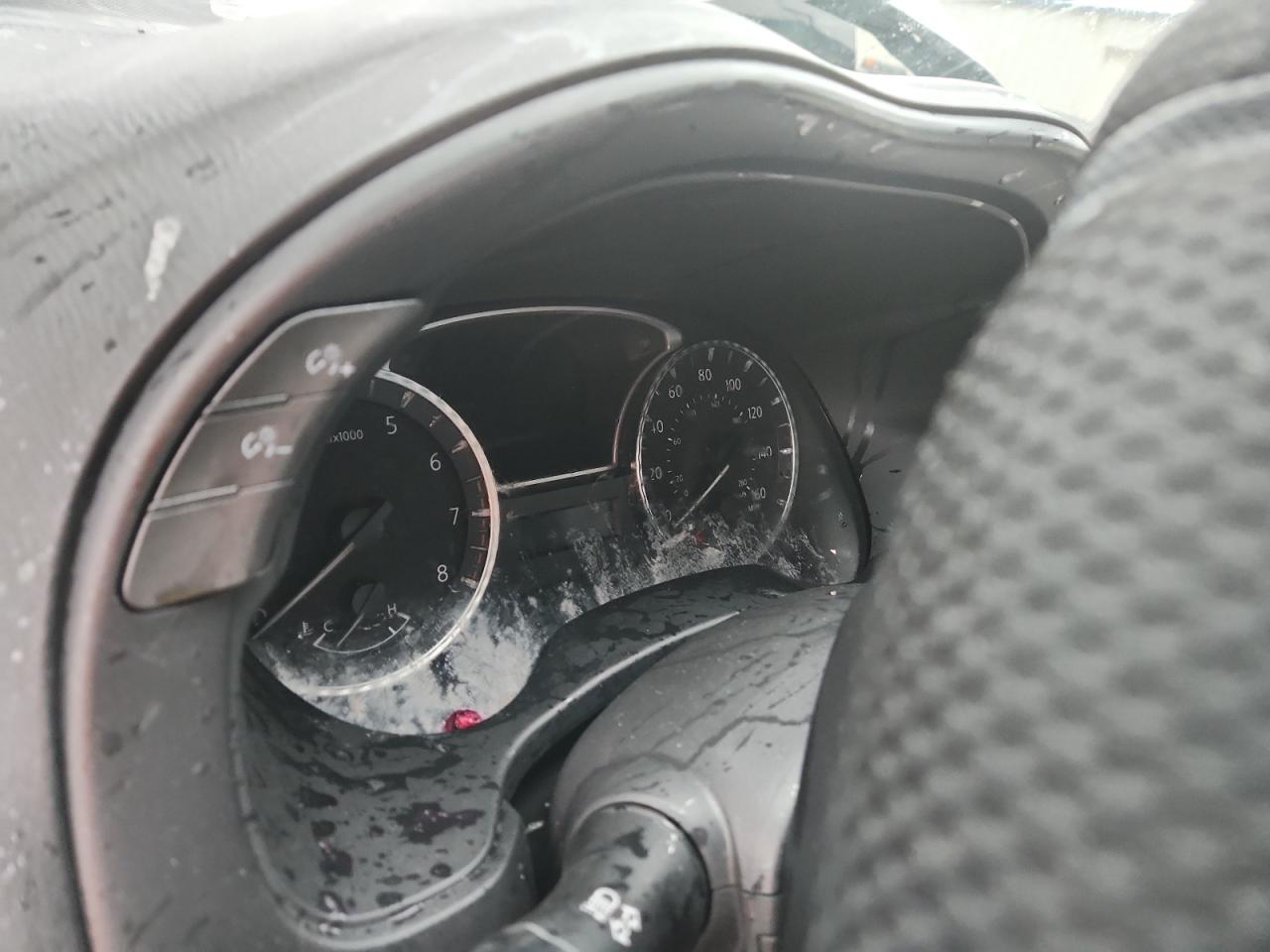 INFINITI Qx Luxe Image 2