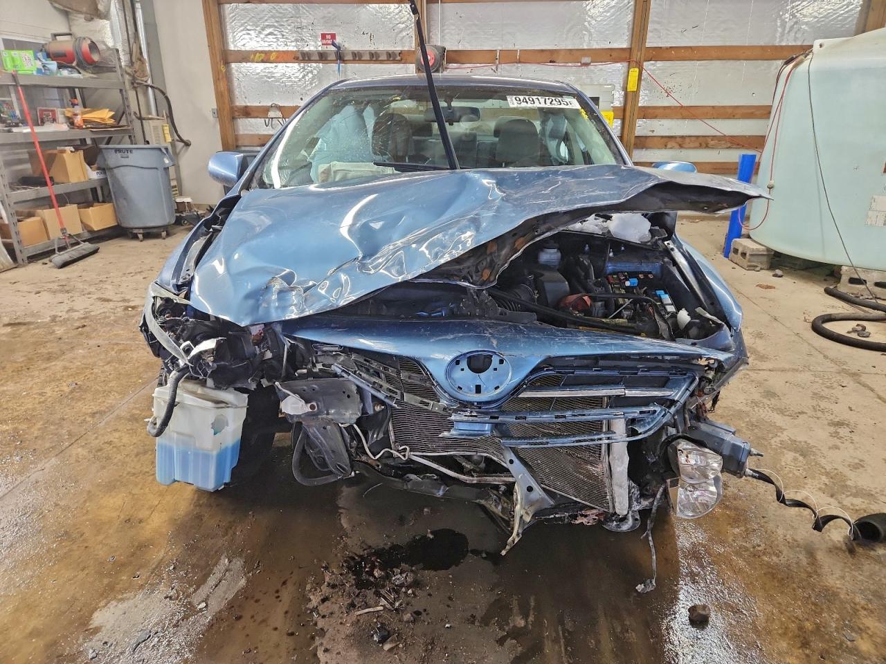 Toyota Corolla Base Image 13