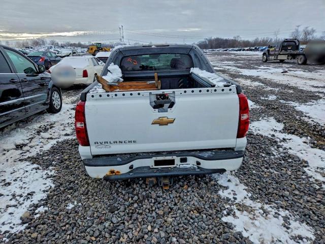 Chevrolet Avalanche K1500 Image 2
