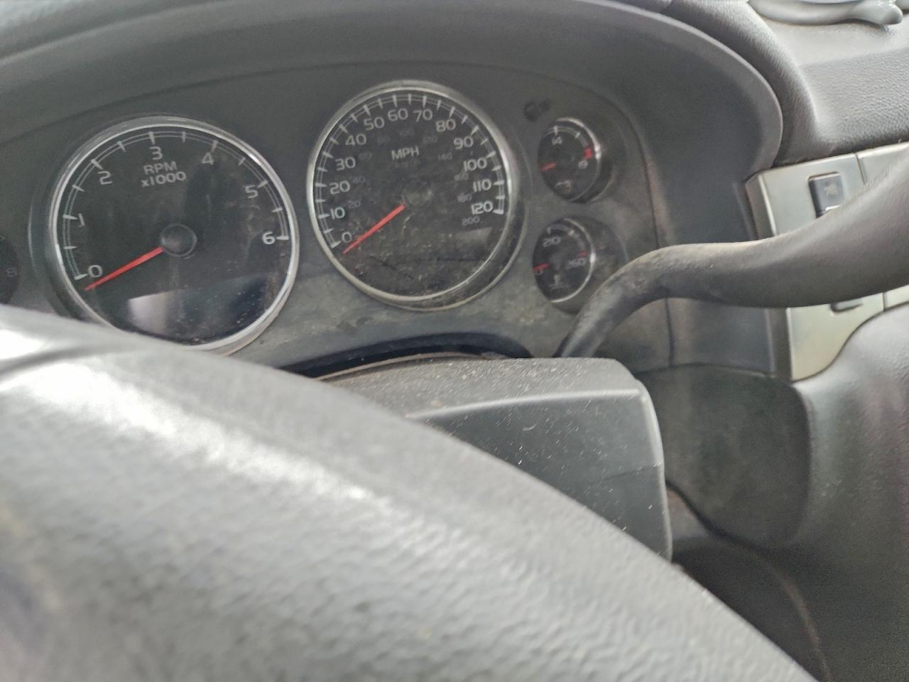 Chevrolet Avalanche K1500 Image 7