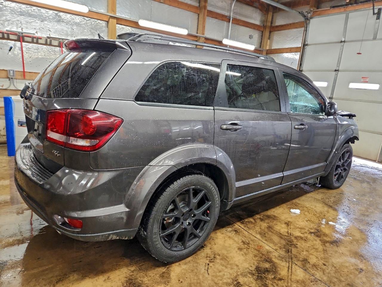 Dodge Journey R/t Image 3