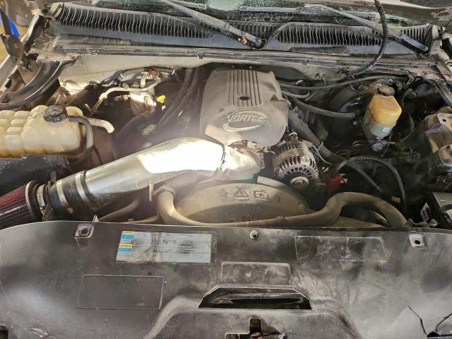 Chevrolet Silverado C1500 Image 10