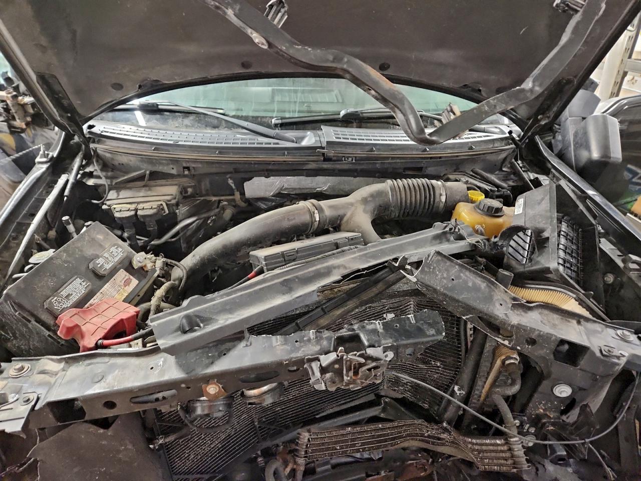 Ford F-150 Supercrew Image 12