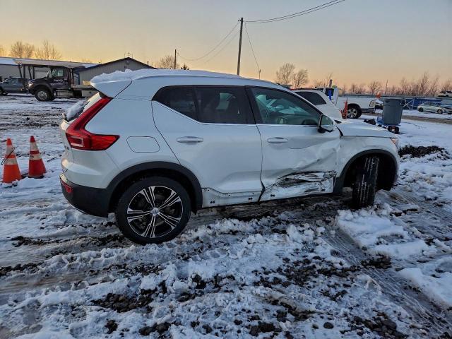 Volvo XC40 T5 Inscription Image 11
