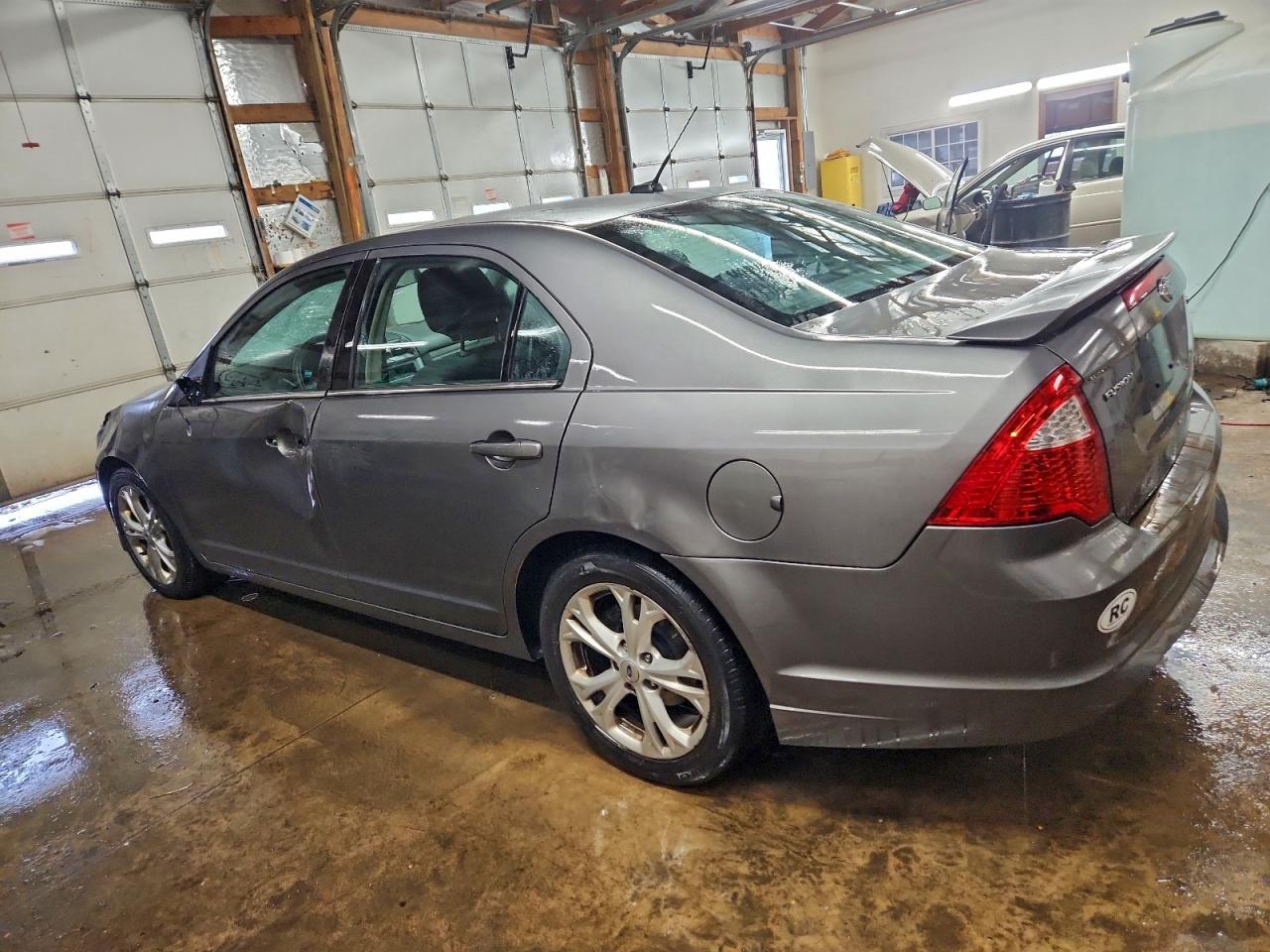 Ford Fusion Se Image 5