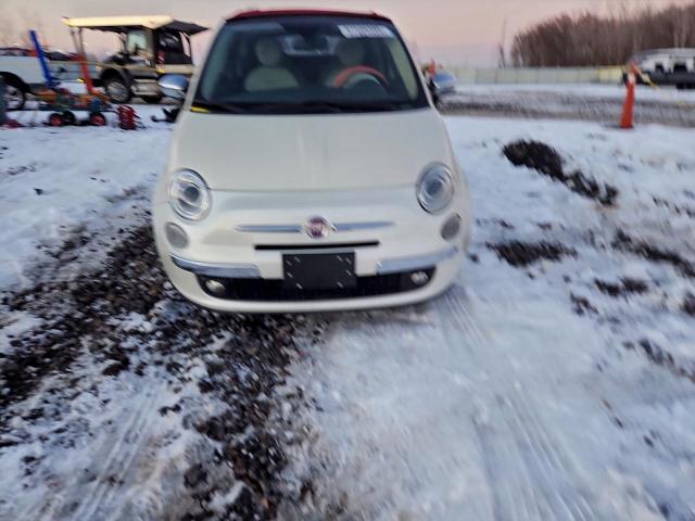 FIAT 500 Lounge Image 5