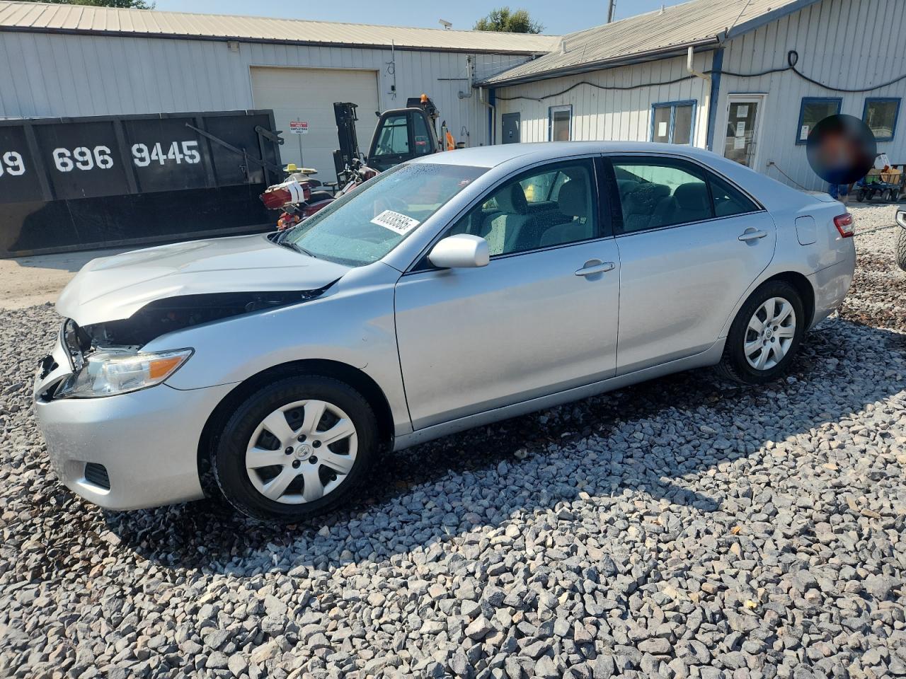 Toyota Camry Base Image 1