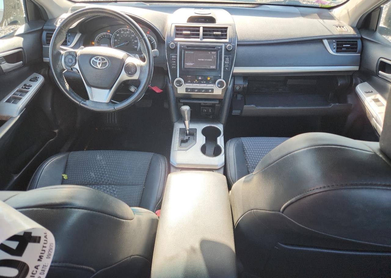 Toyota Camry L Image 7