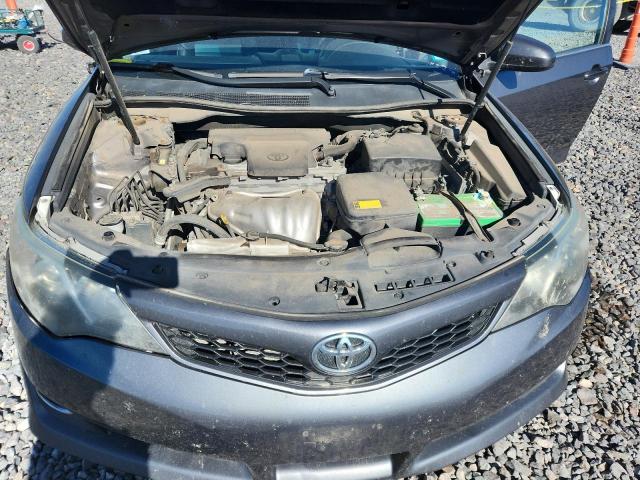 Toyota Camry L Image 5