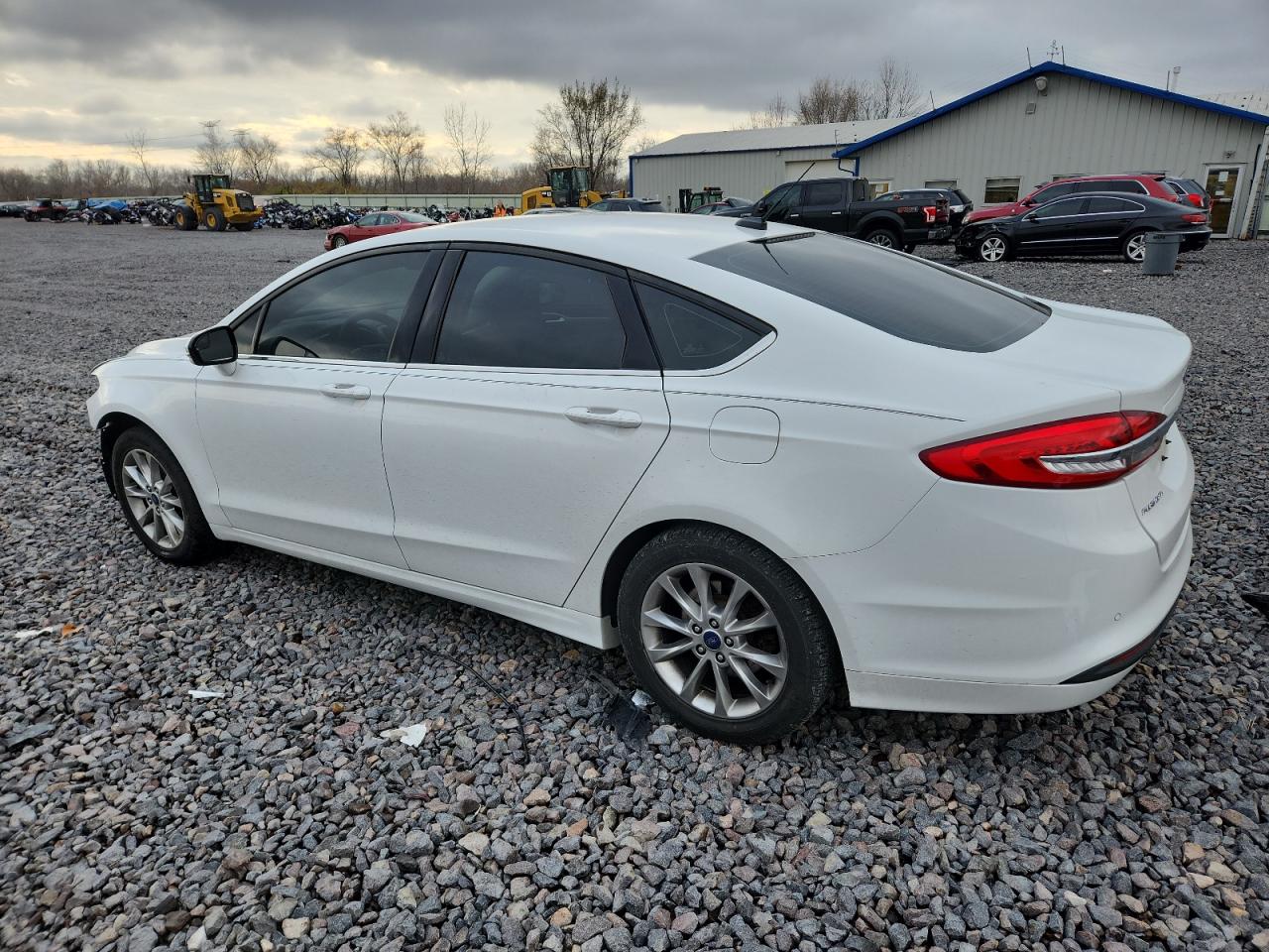 Ford Fusion Se Image 9
