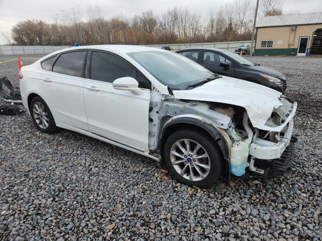 Ford Fusion Se Image 2