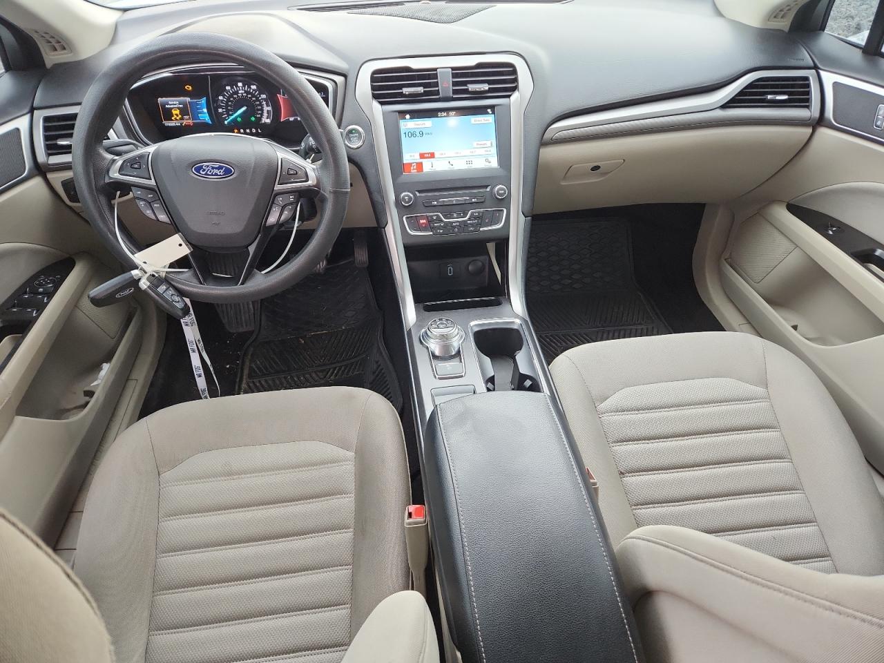 Ford Fusion Se Image 10