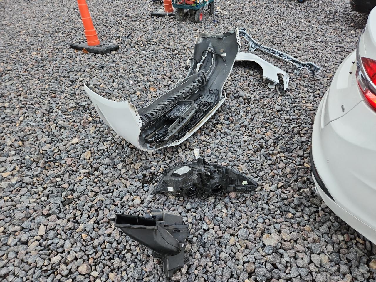 Ford Fusion Se Image 6